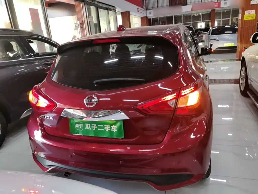 Nissan Tiida — миниатюра 6