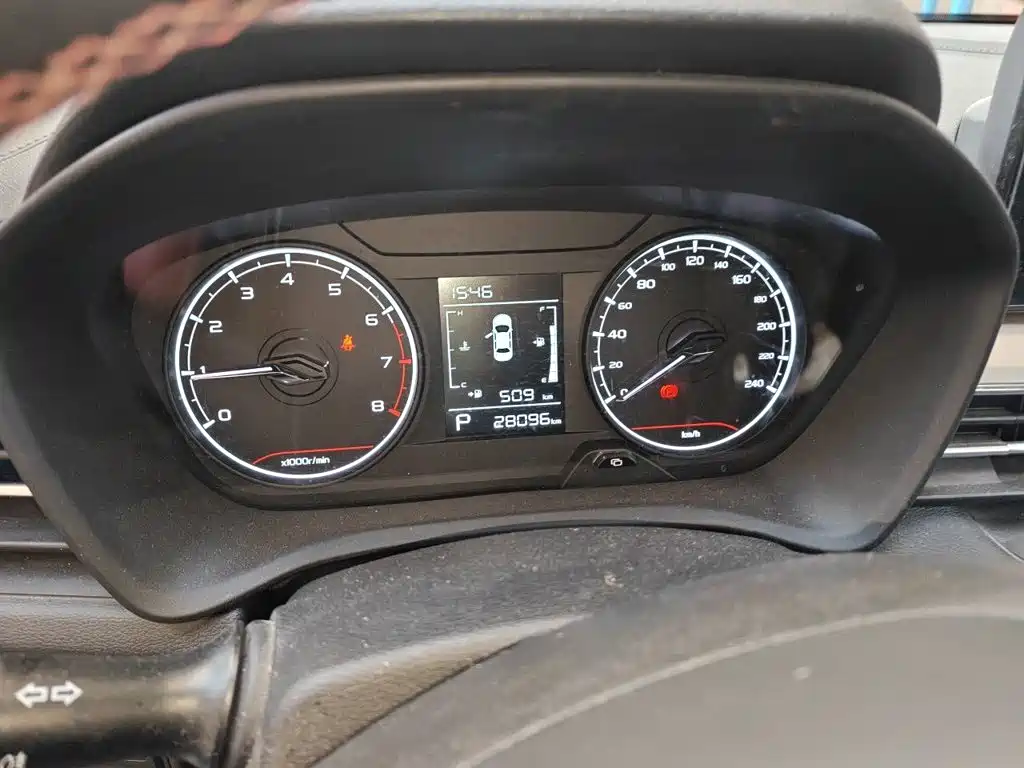 Geely Vision X3 — миниатюра 7