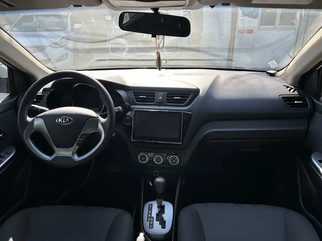 Kia K2 — миниатюра 4