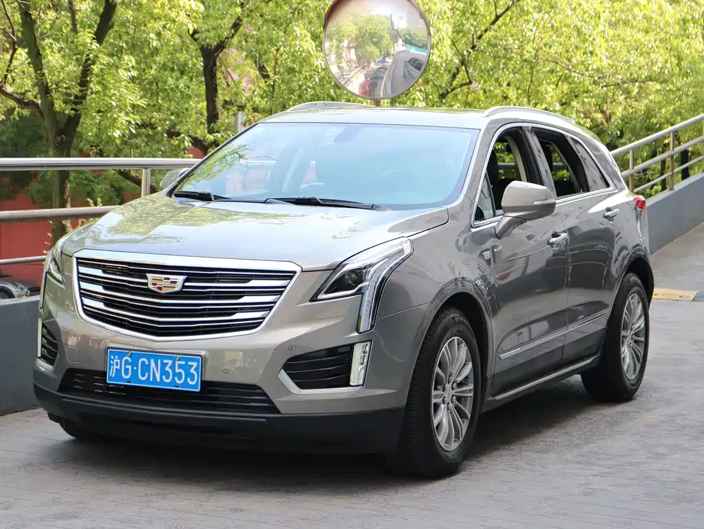 Купить Cadillac XT5