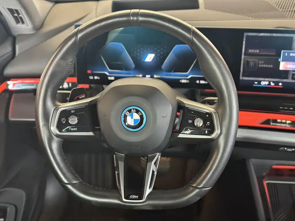 BMW I5