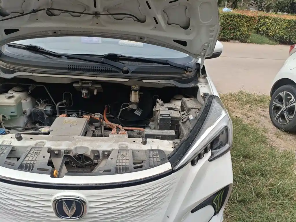 Changan Benben E-Star — миниатюра 22
