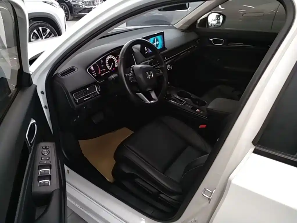 Honda Civic — миниатюра 16