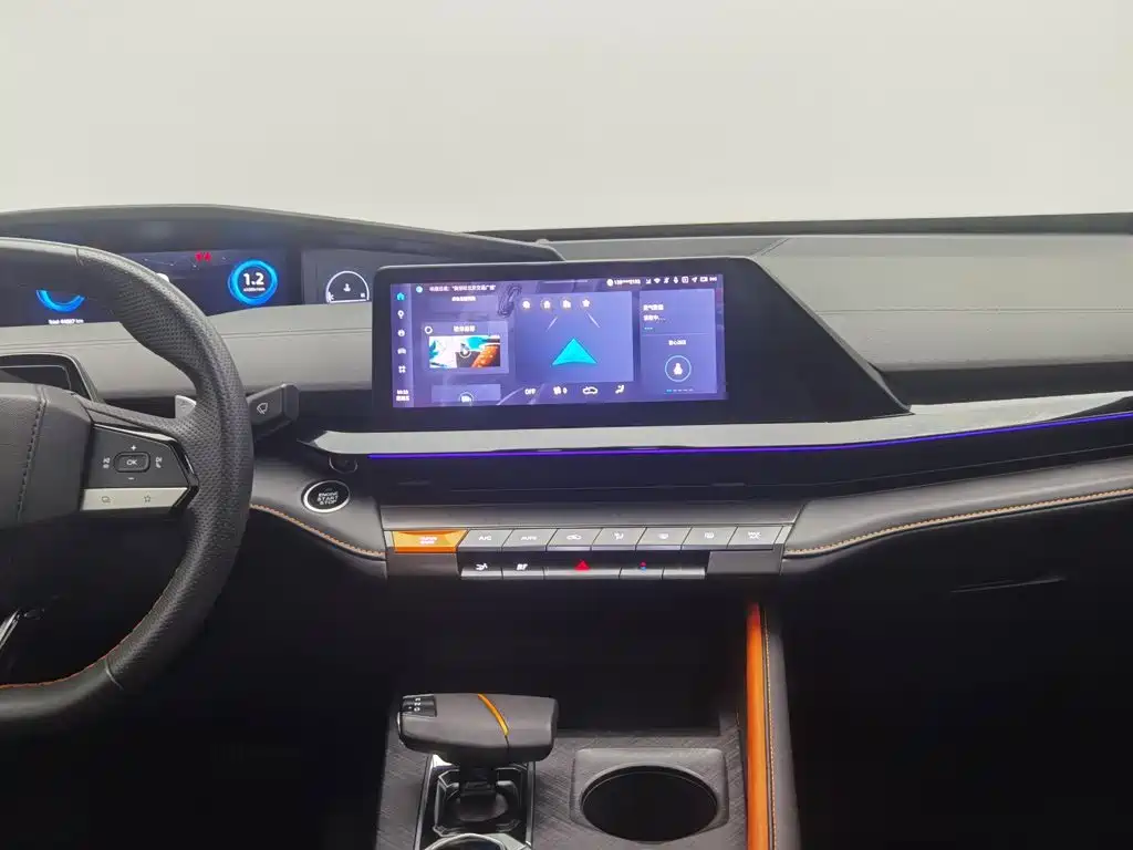 Changan UNI-V — миниатюра 12