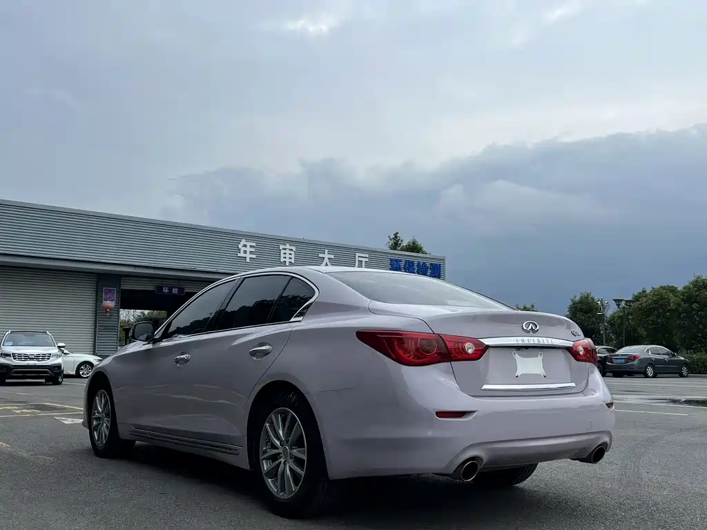 Infiniti Q50L — миниатюра 3