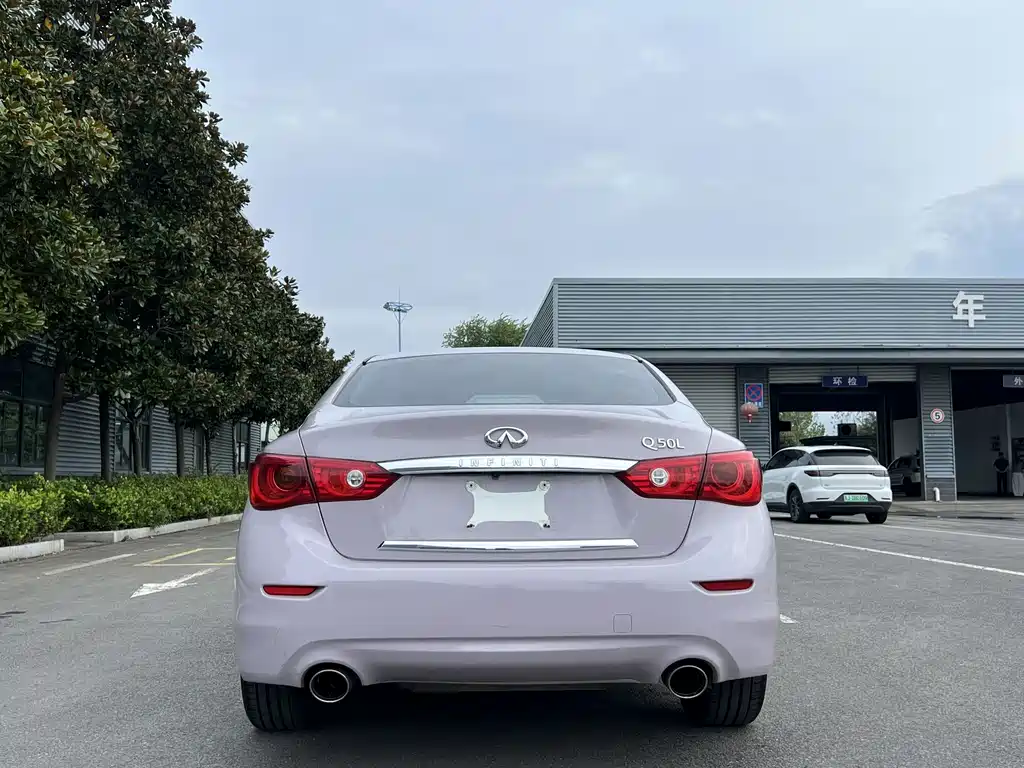 Infiniti Q50L — миниатюра 4