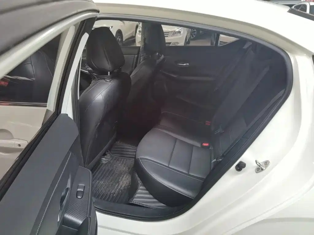 Nissan Sylphy — миниатюра 17