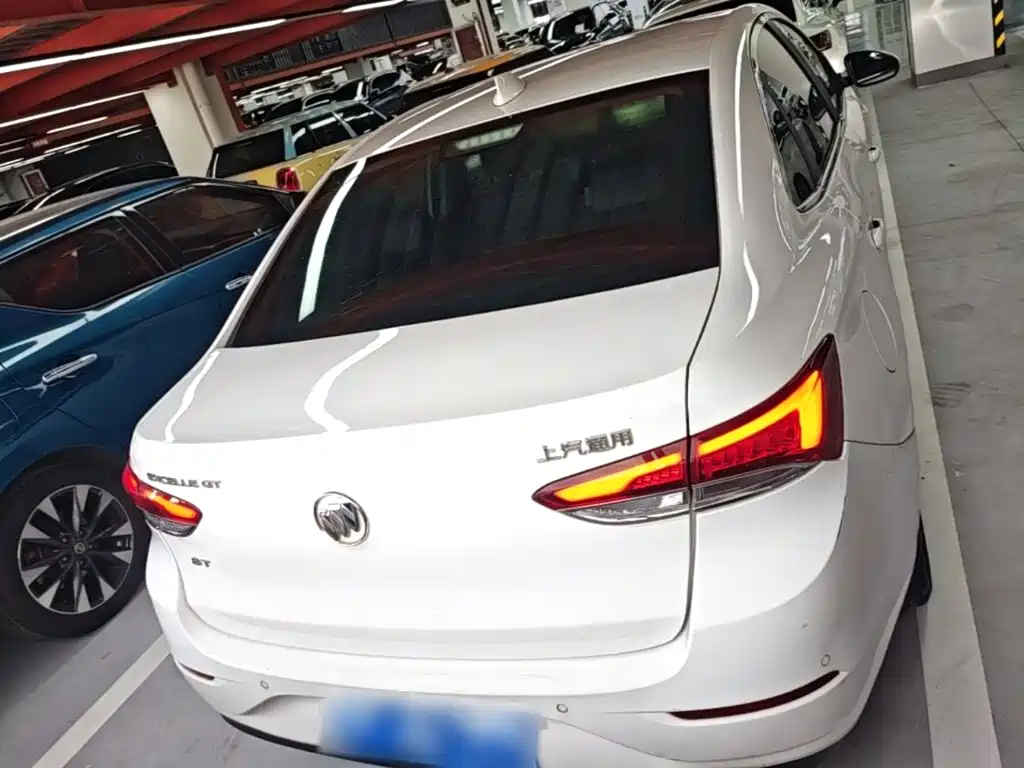 Buick Excelle — миниатюра 6