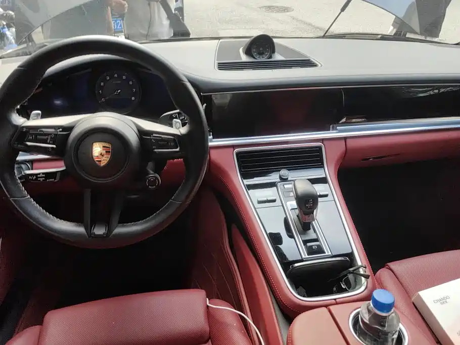 Porsche Panamera — миниатюра 12
