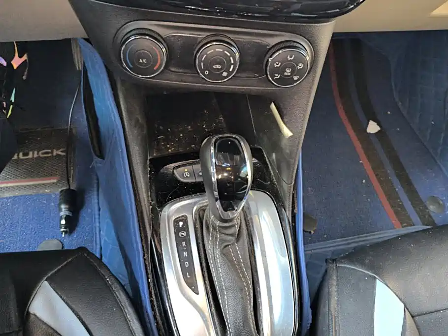 Buick Excelle — миниатюра 16