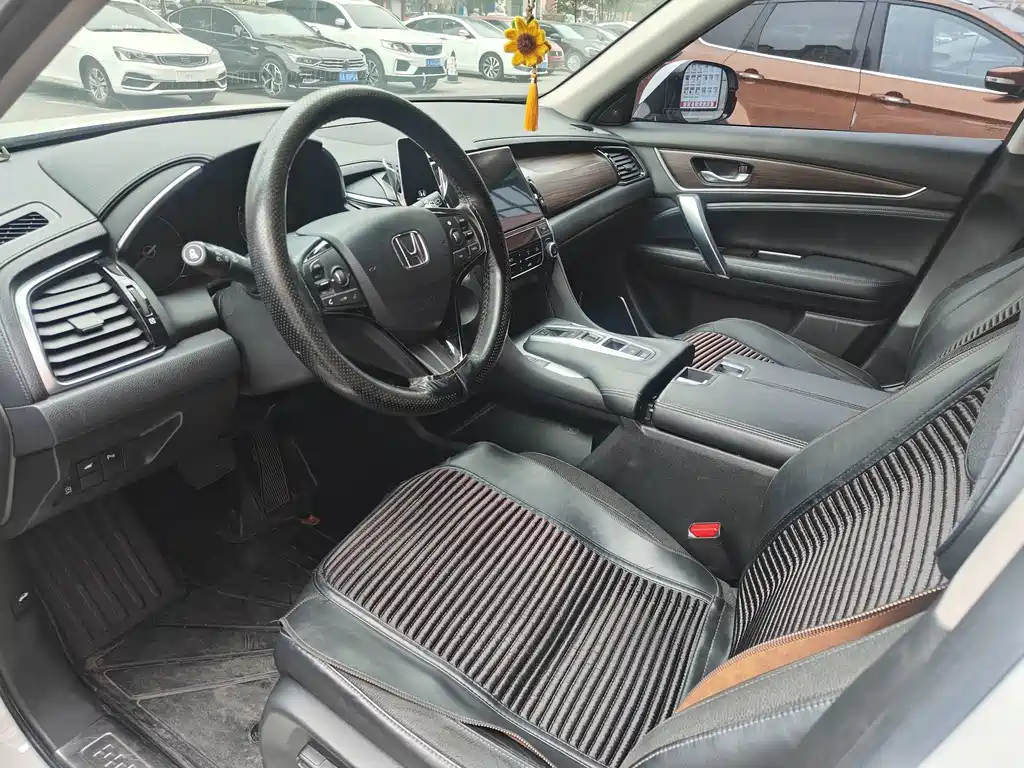 Honda Avancier — миниатюра 9