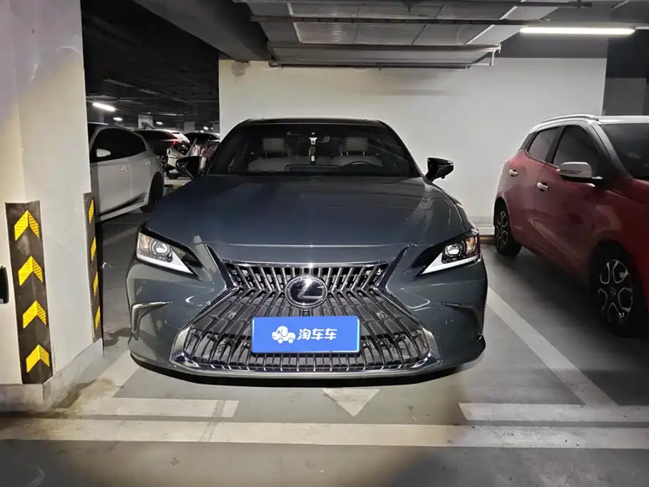 Lexus ES — миниатюра 2