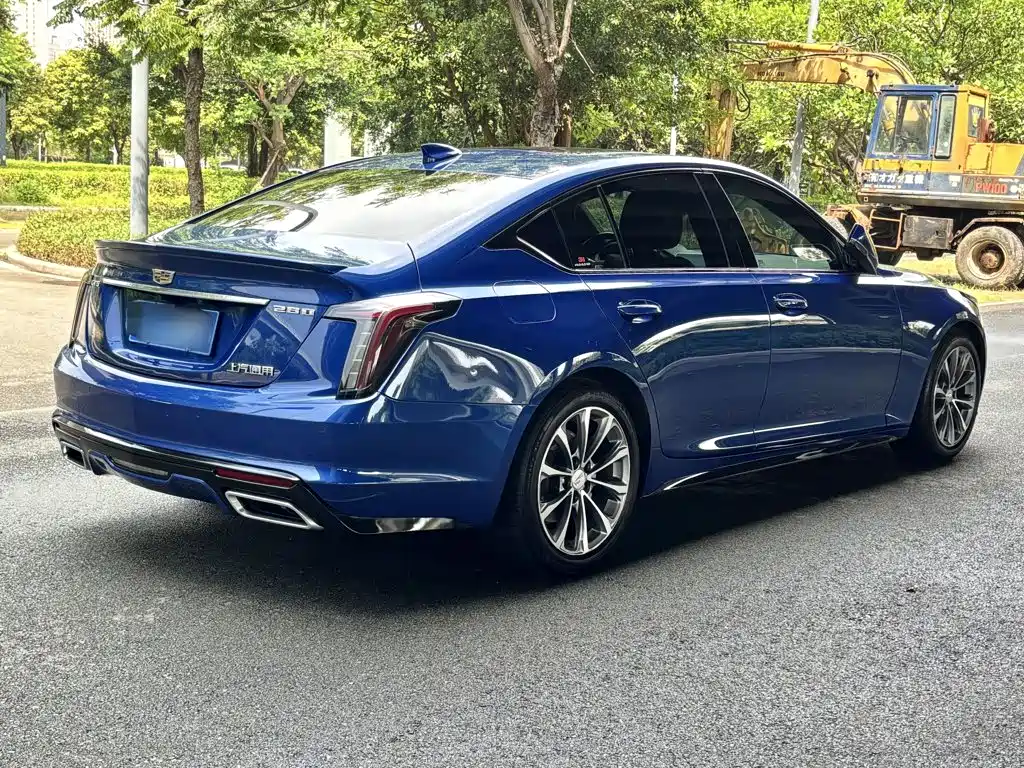 Cadillac CT5 — миниатюра 7