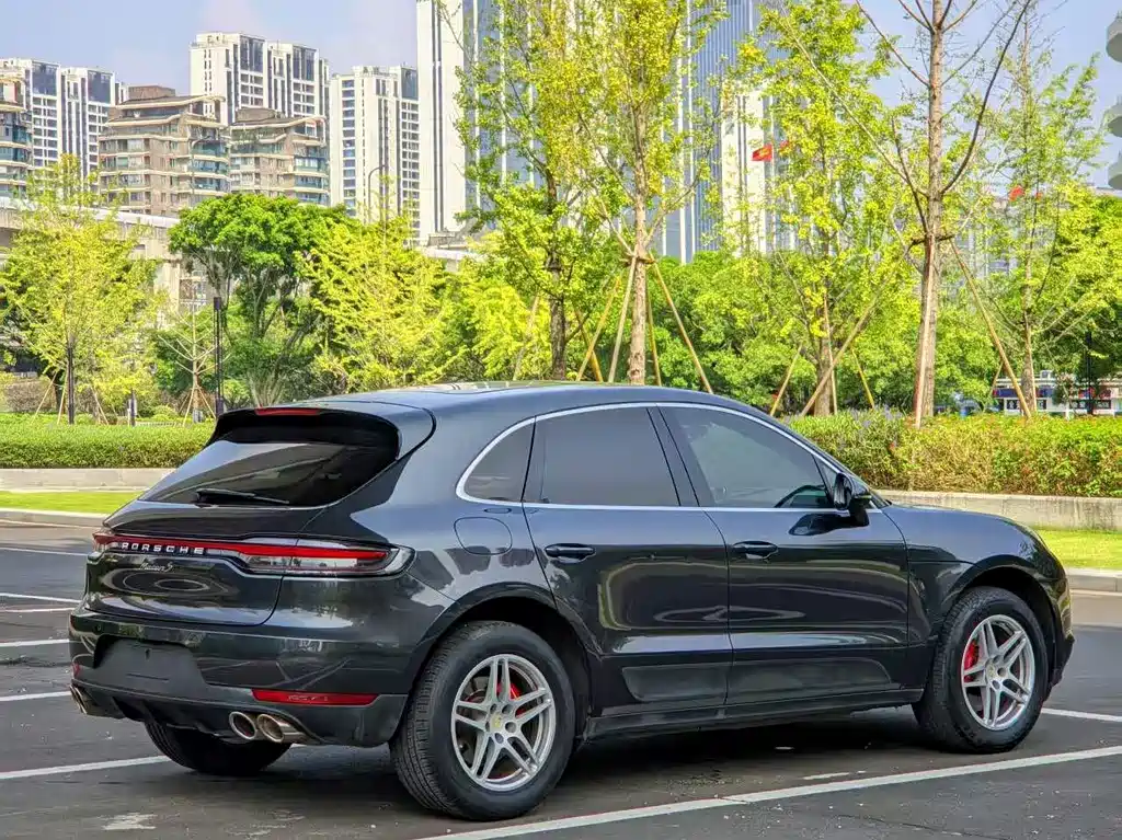 Porsche Macan — миниатюра 17