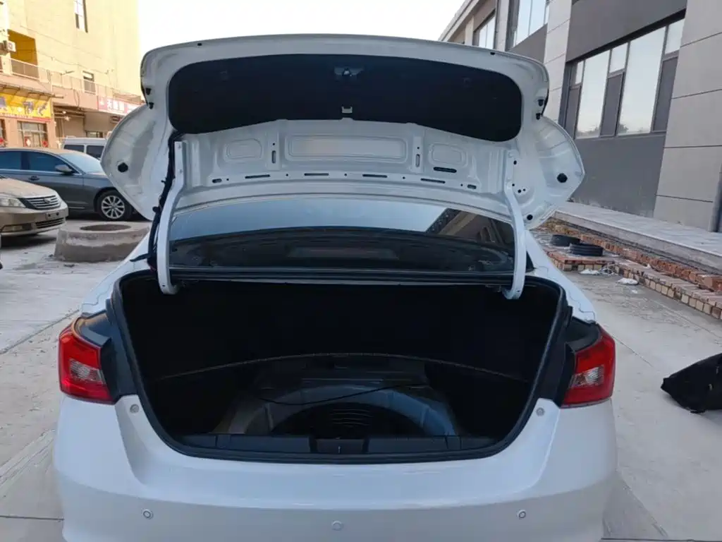 Chery Arrizo 5 — миниатюра 19