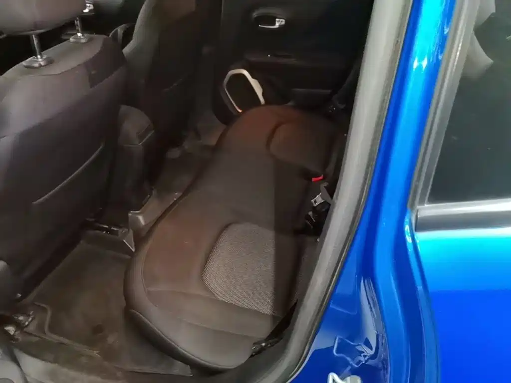 Jeep Renegade — миниатюра 17
