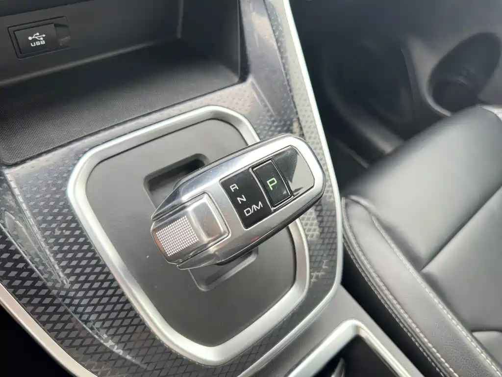 Haval M6 — миниатюра 12