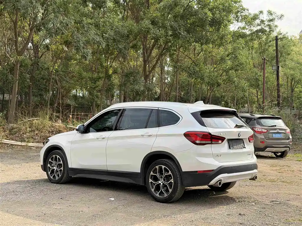BMW X1 2022 sDrive25Li Lead