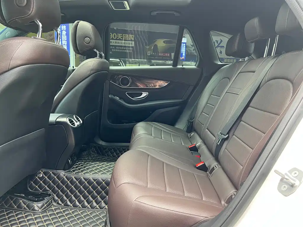 Mercedes-Benz GLC — миниатюра 7