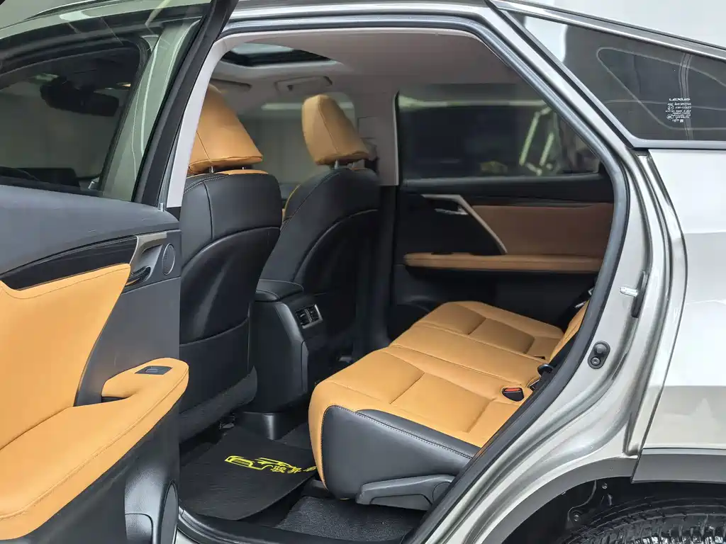 Lexus RX — миниатюра 11