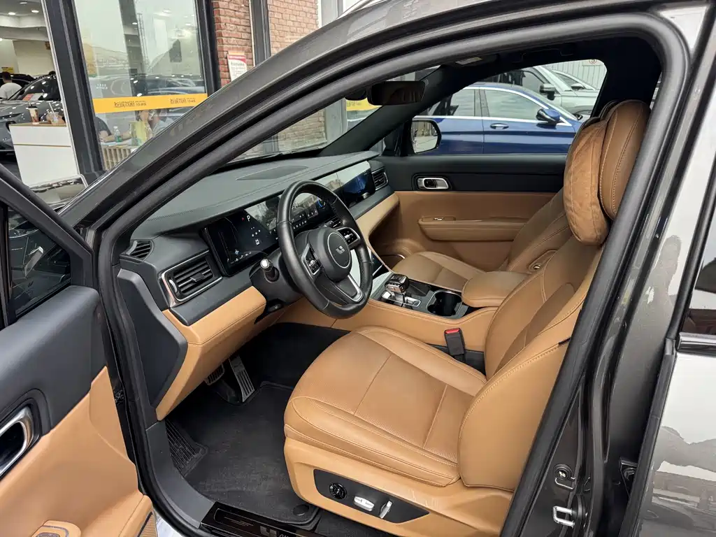 Li Auto Li ONE — миниатюра 8