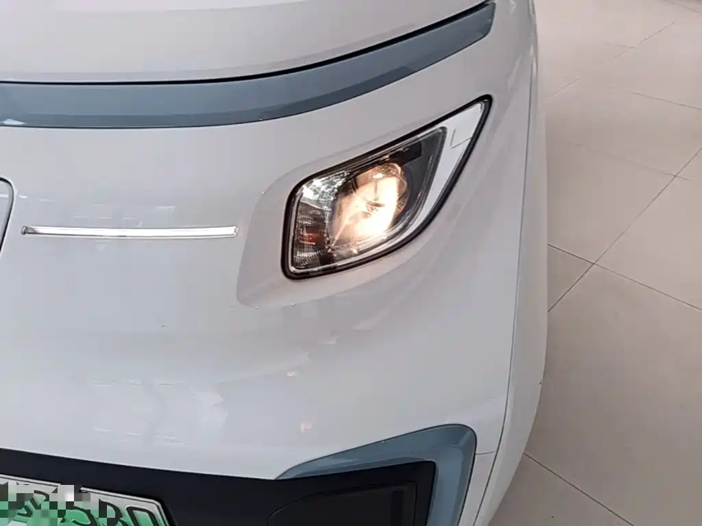 Wuling Nano EV — миниатюра 24