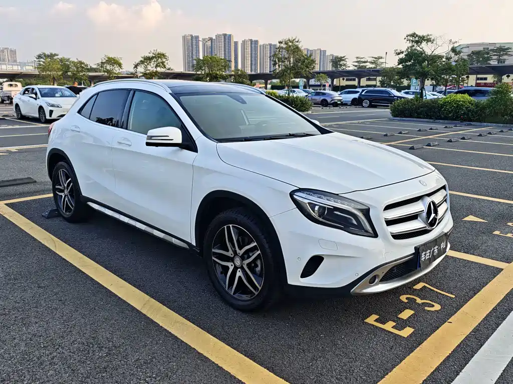 Mercedes-Benz GLA — миниатюра 3