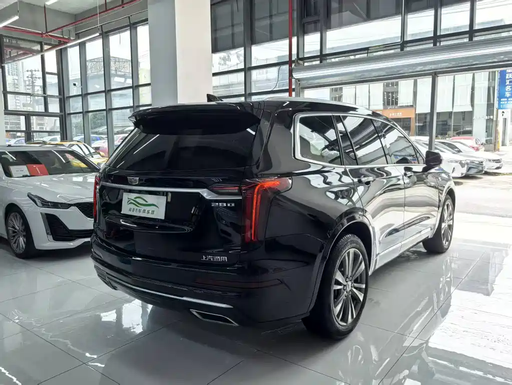 Cadillac XT6 — миниатюра 14