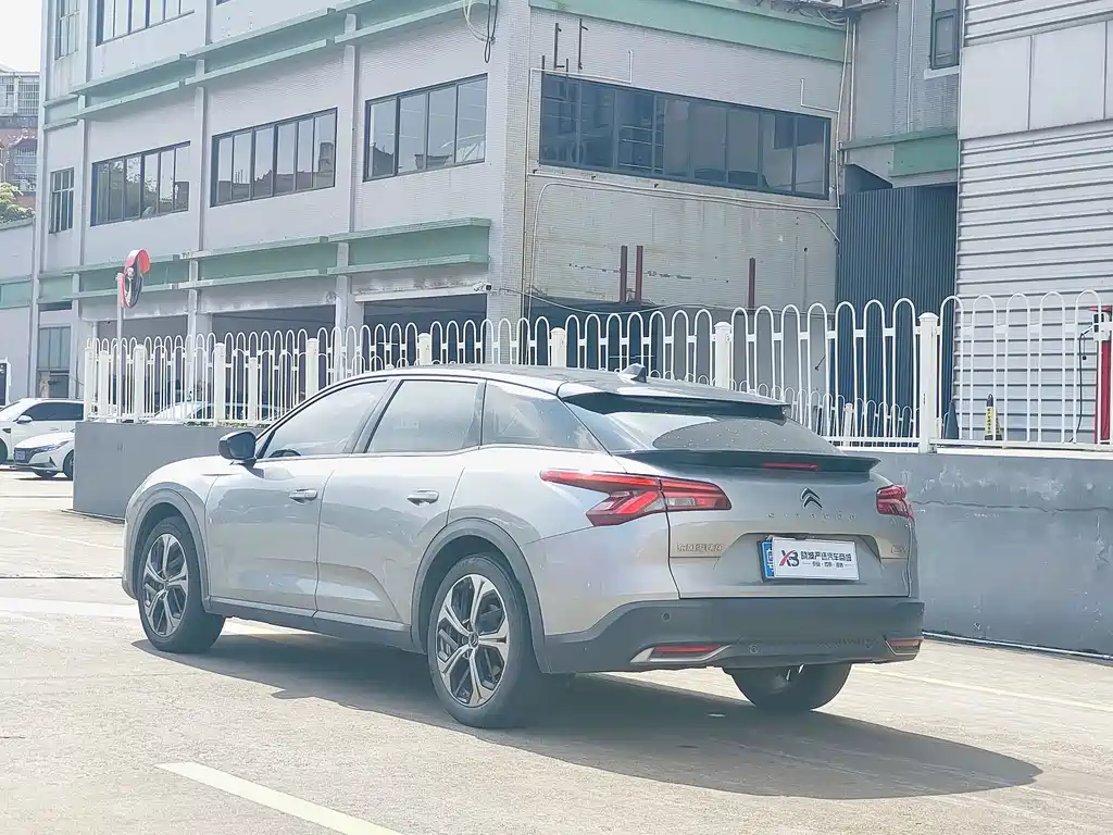Citroen C5 X — миниатюра 5