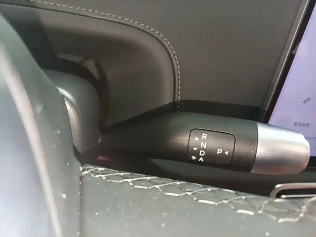 Li Auto Li L6 — миниатюра 14