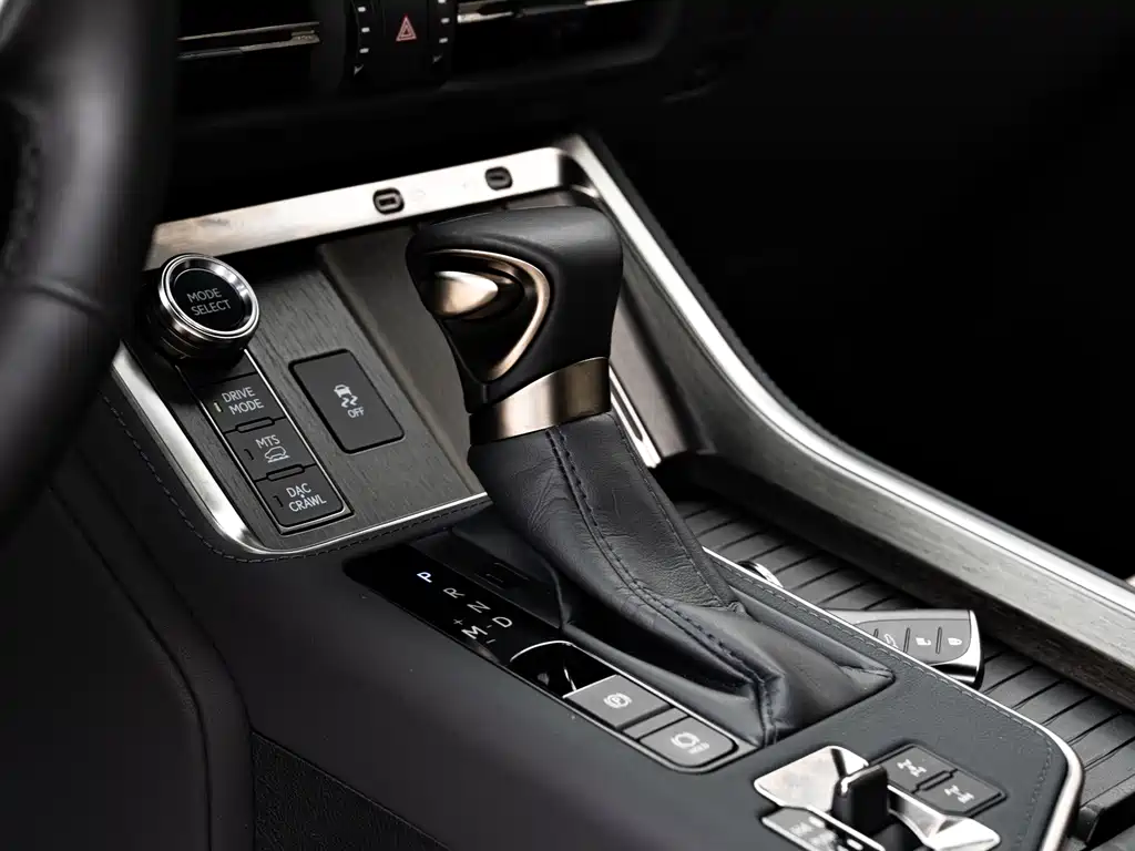 Lexus GX — миниатюра 11