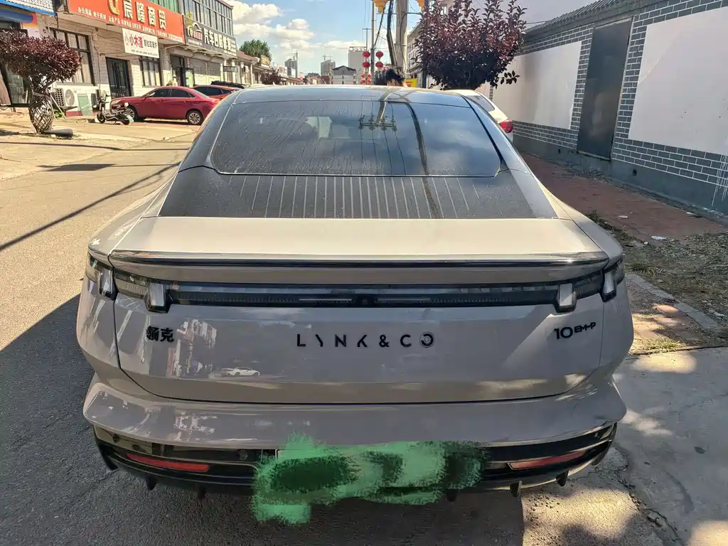 Lynk & Co 10 — миниатюра 9