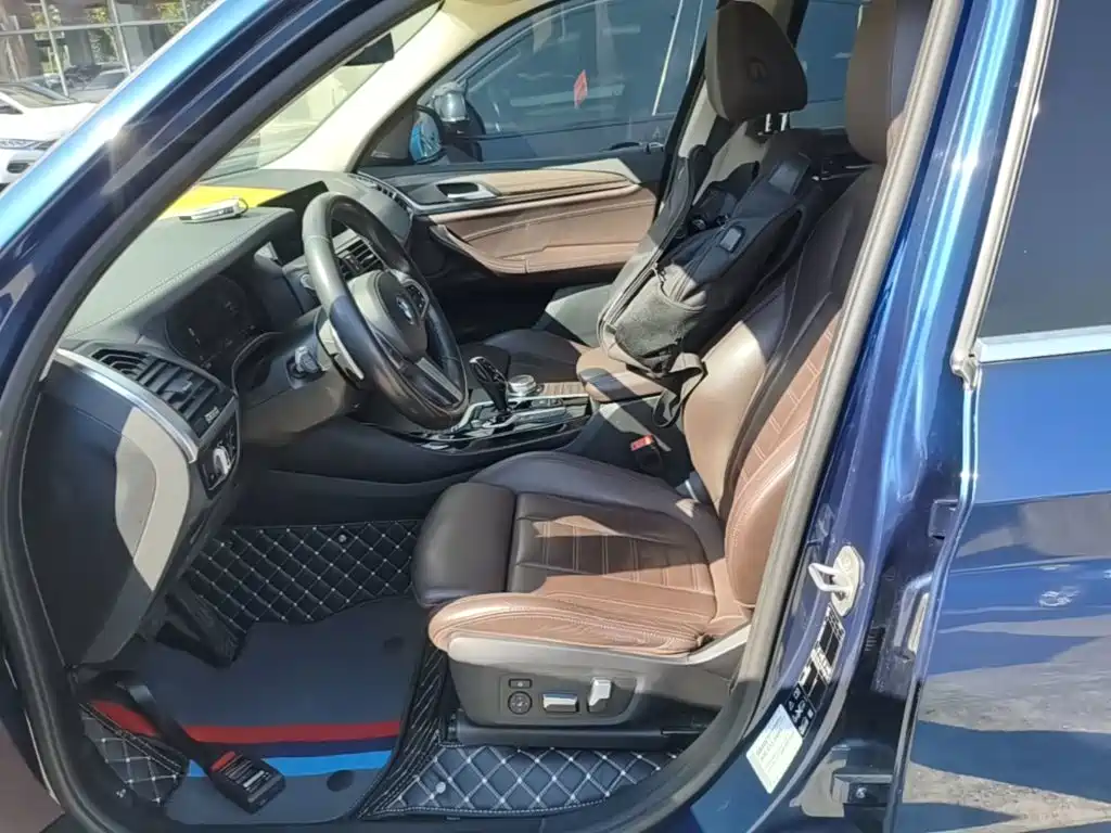 BMW X3 — миниатюра 15