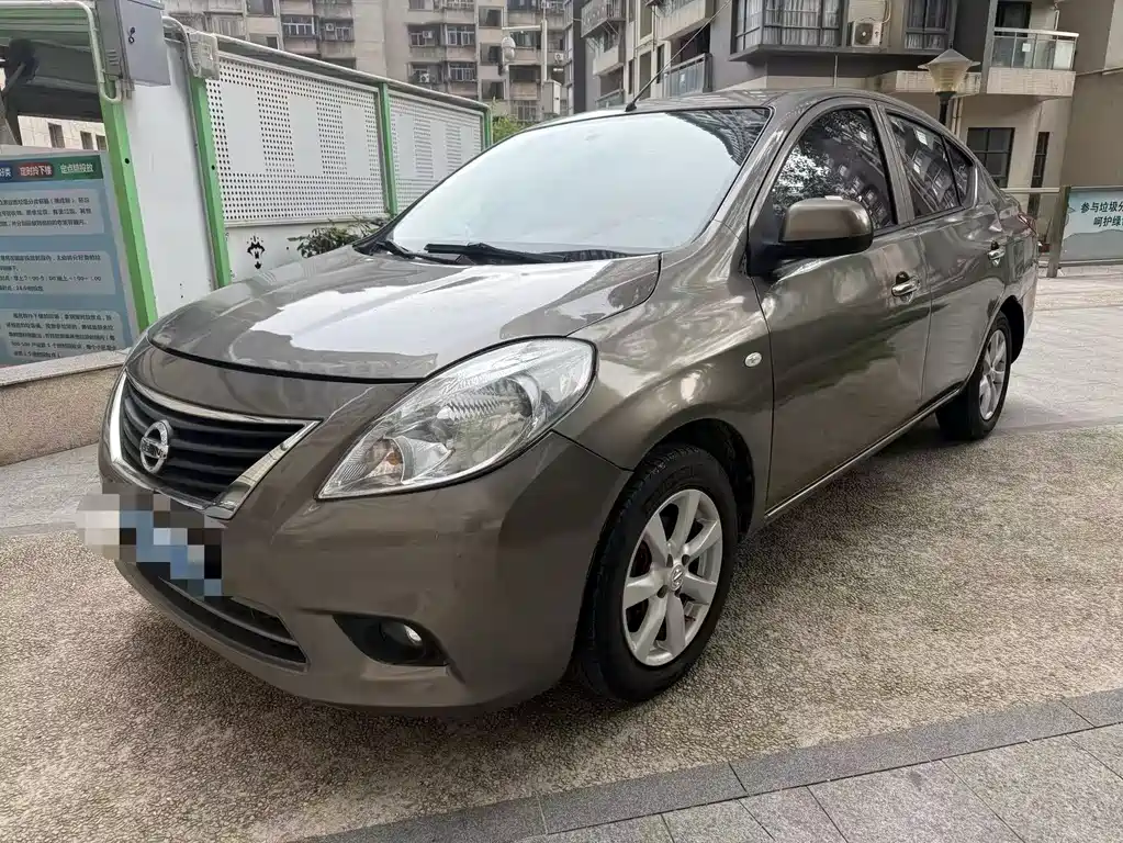 Купить Nissan Sunny