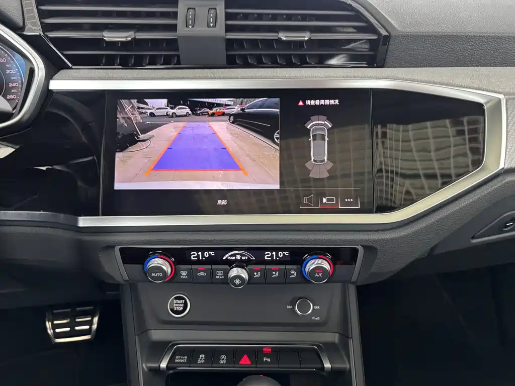 Audi Q3 Sportback — миниатюра 18