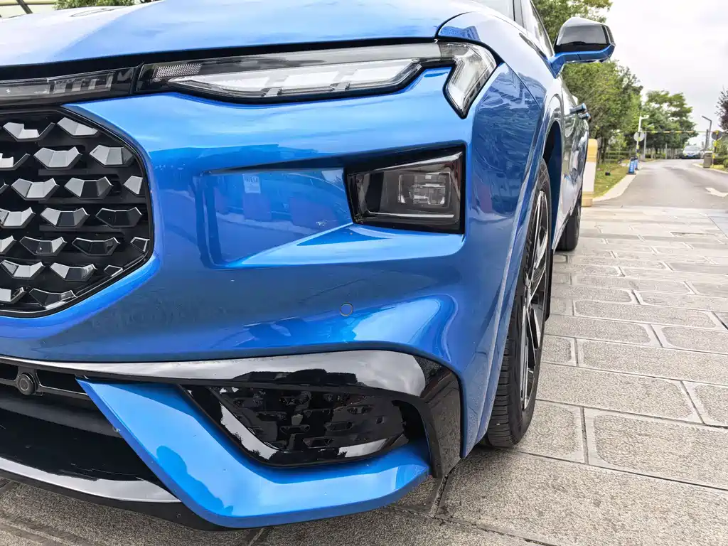 Ford Evos — миниатюра 12