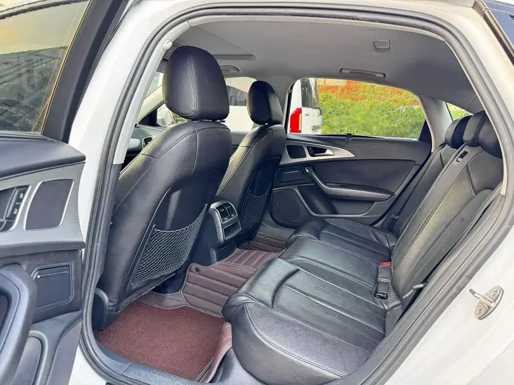 Audi A6L — миниатюра 6