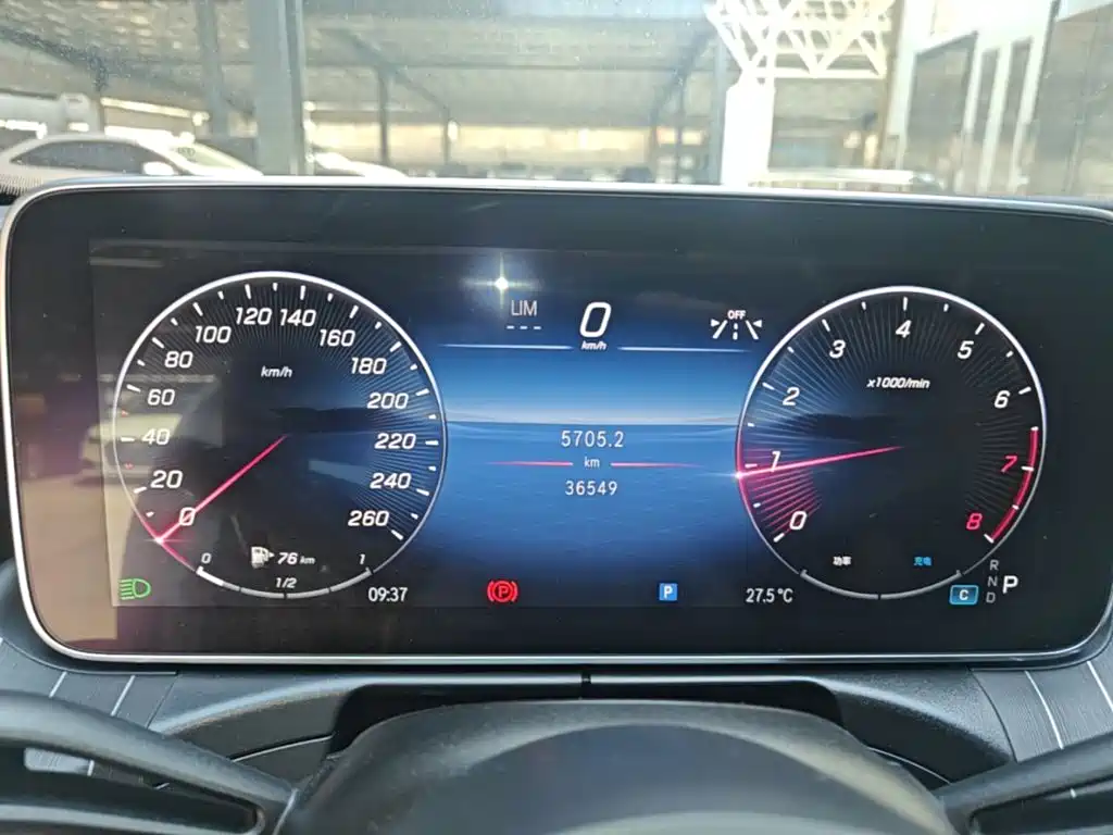 Mercedes-Benz C-Class — миниатюра 12