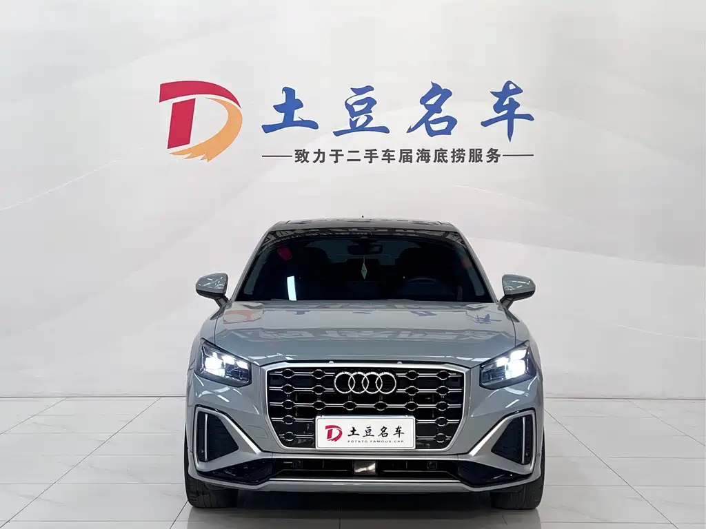 Audi Q2L — миниатюра 2