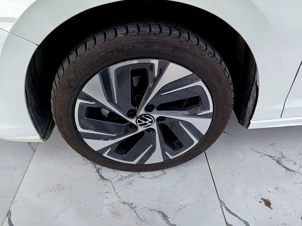 Volkswagen Bora — миниатюра 23
