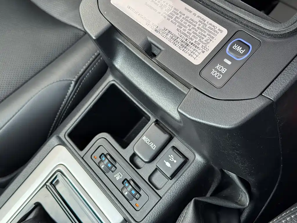 Toyota Prado — миниатюра 10