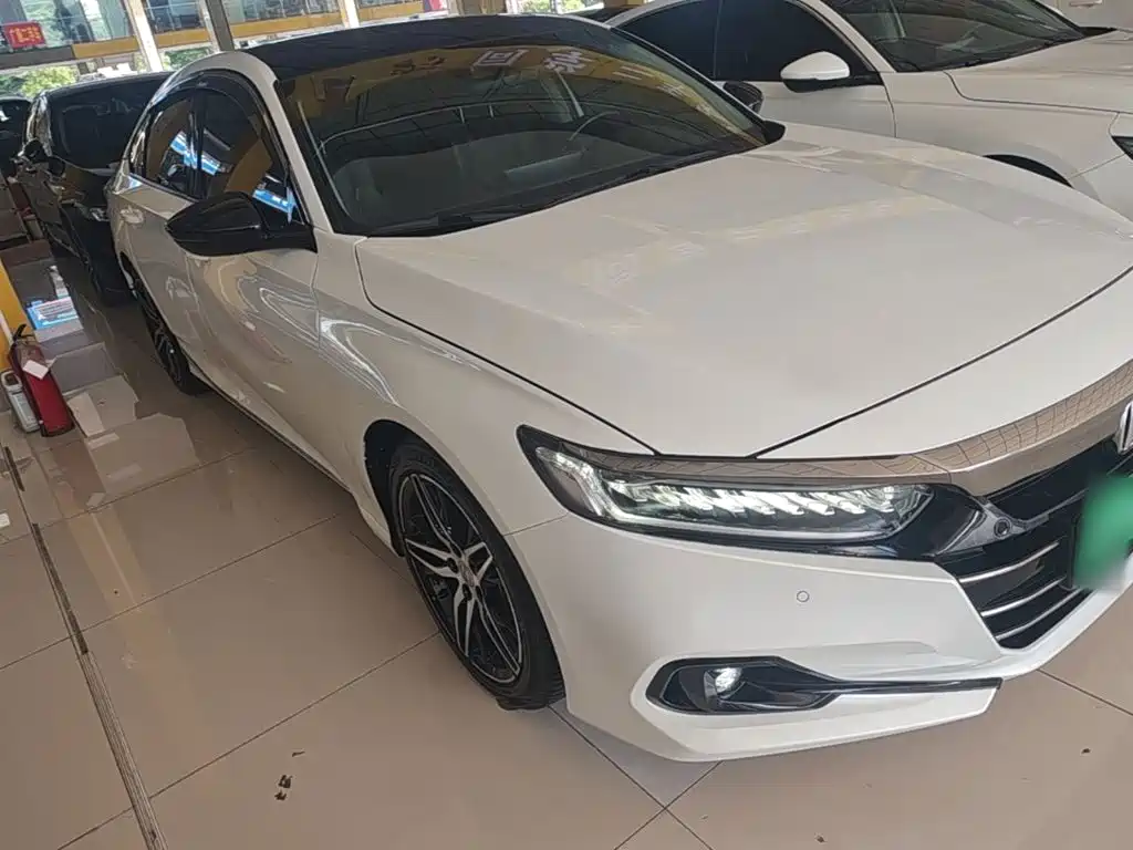 Honda Accord — миниатюра 4