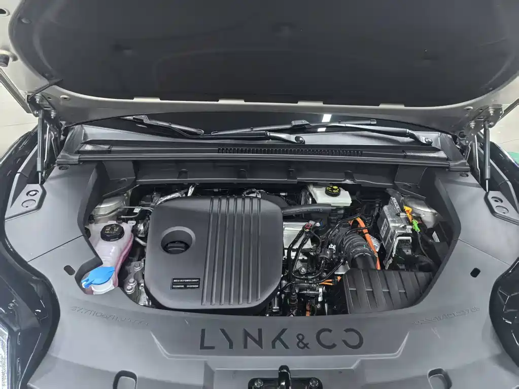 Lynk & Co 08 EM-P — миниатюра 11