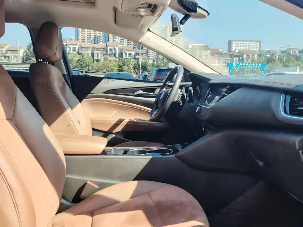 Buick Regal — миниатюра 5