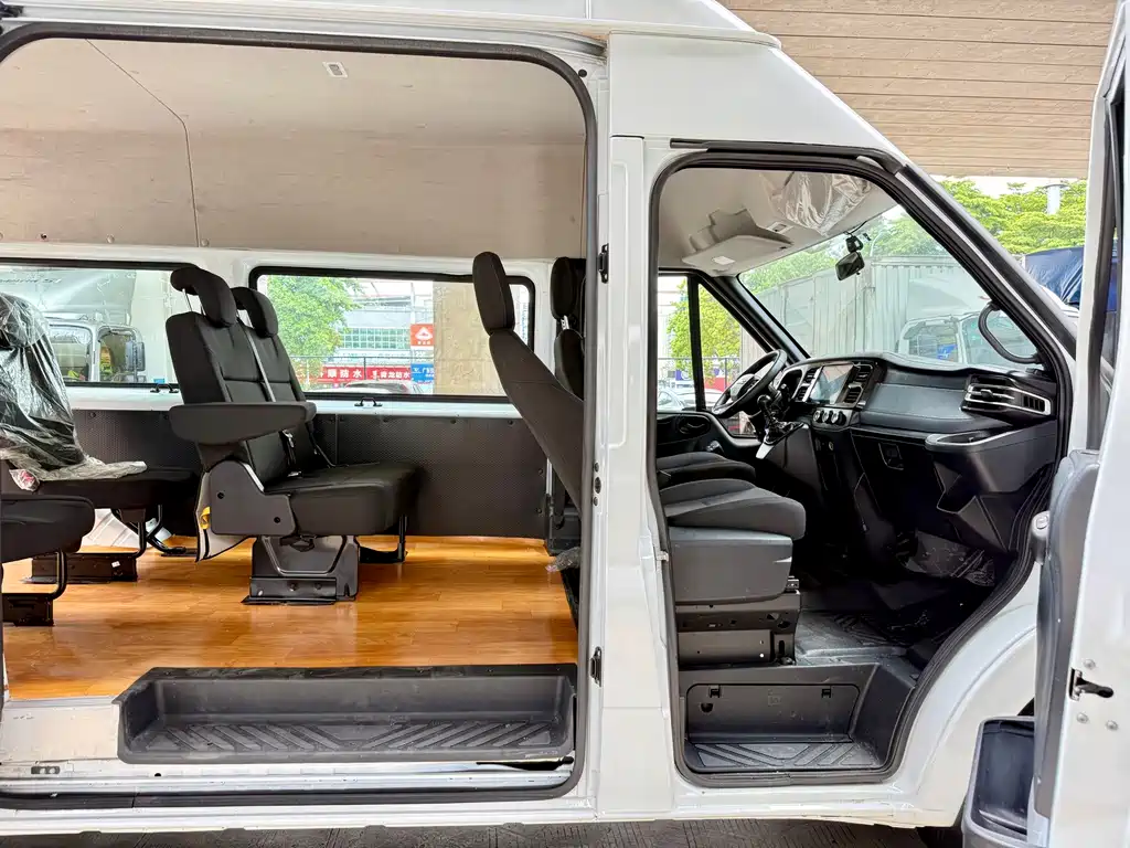 JMC JMC Fushun — миниатюра 11