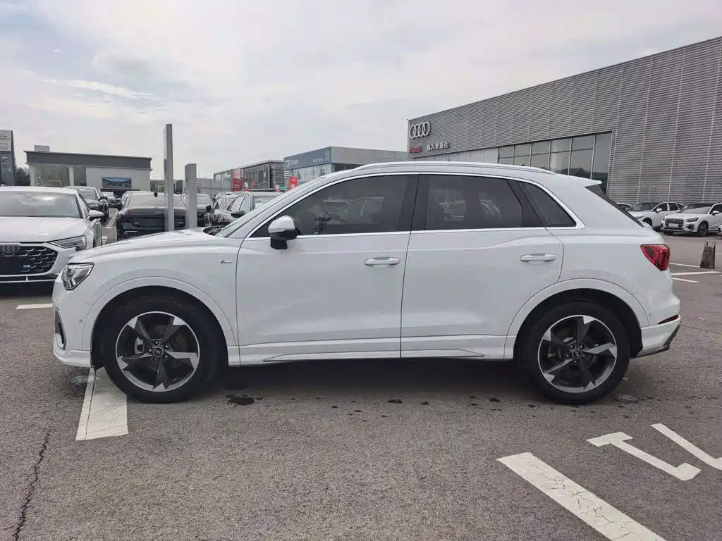 Audi Q3 — миниатюра 3