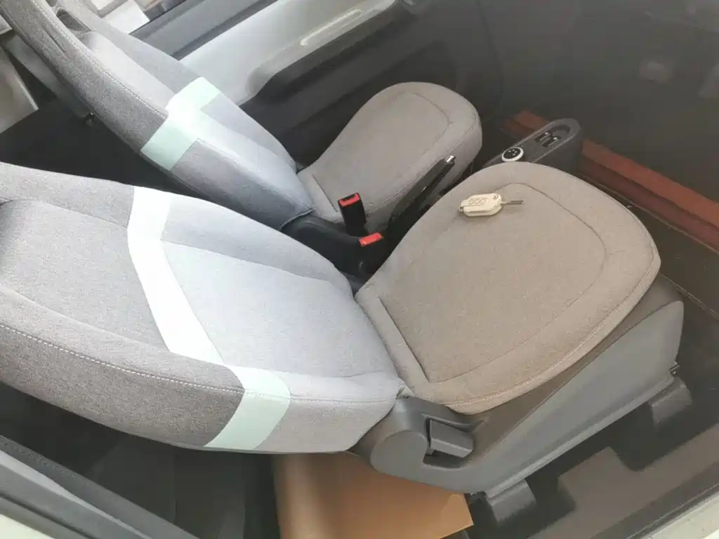 Wuling MINIEV — миниатюра 25