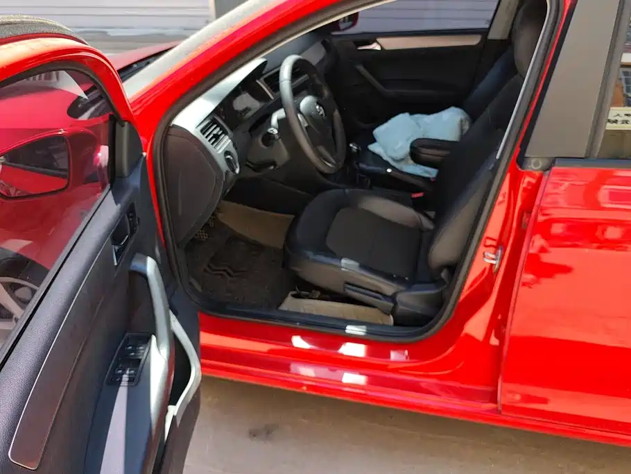 Skoda Rapid Spaceback — миниатюра 9