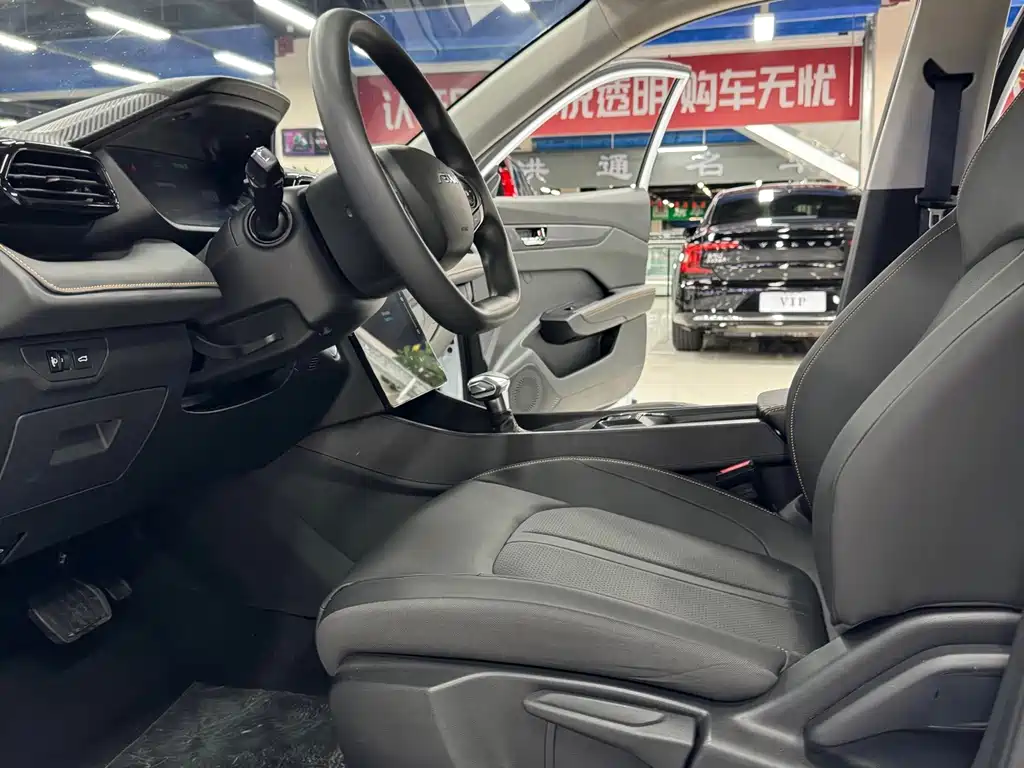 Aeolus Yixuan — миниатюра 8