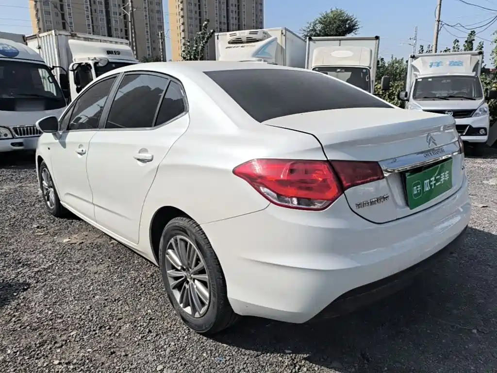 Citroen C4L — миниатюра 5